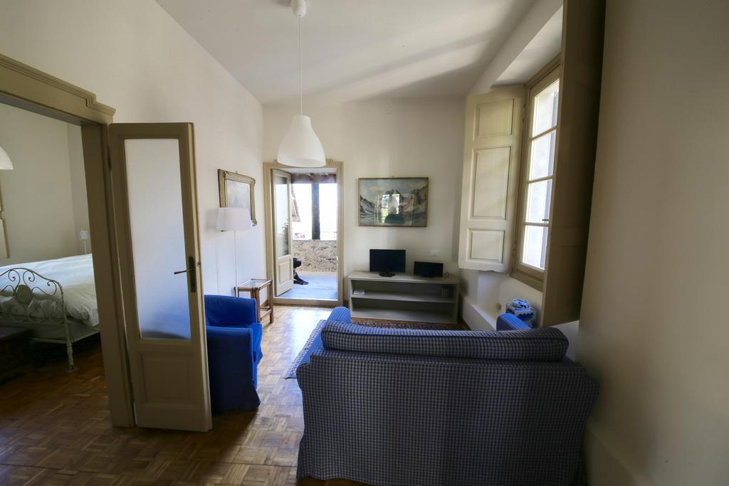 Appartement Il Granaio Di Palazzo Guicciardi à San Bernardo  Extérieur photo