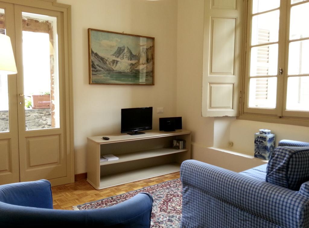 Appartement Il Granaio Di Palazzo Guicciardi à San Bernardo  Extérieur photo